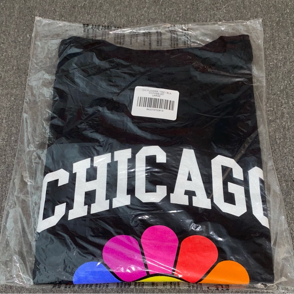 *NWT* Takashi Murakami X ComplexCon Chicago Flower Tee
